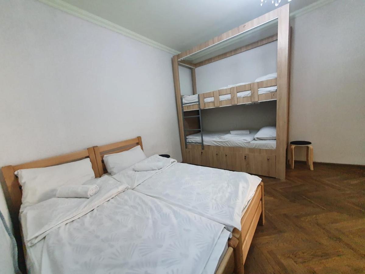 Guest House Zemeli Tbilisi Eksteriør bilde