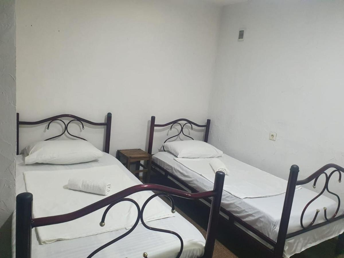 Guest House Zemeli Tbilisi Eksteriør bilde