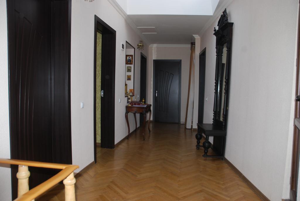Guest House Zemeli Tbilisi Eksteriør bilde